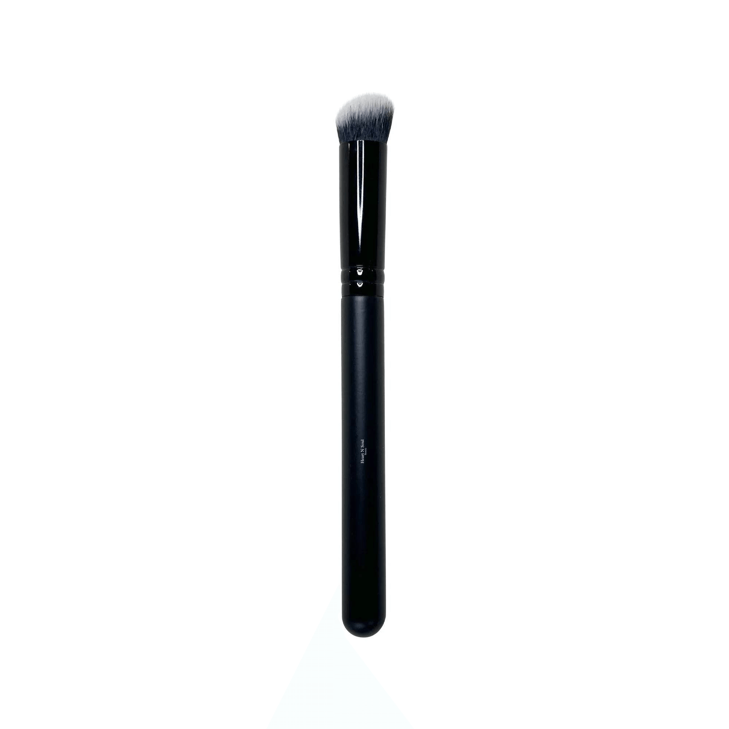 Large Blurrer Brush - Heart N Soul Beauty