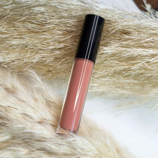 Lip Gloss Pearl - Shine and Hydration for Luscious Lips